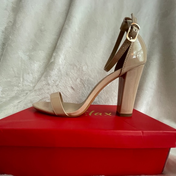 New Tan Chunk Heel Sandal Women’s Size 10 - Picture 7 of 11